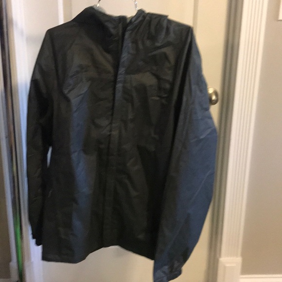 Under Armour Other - Men’s Under Armour storm waterproof jacket!!!